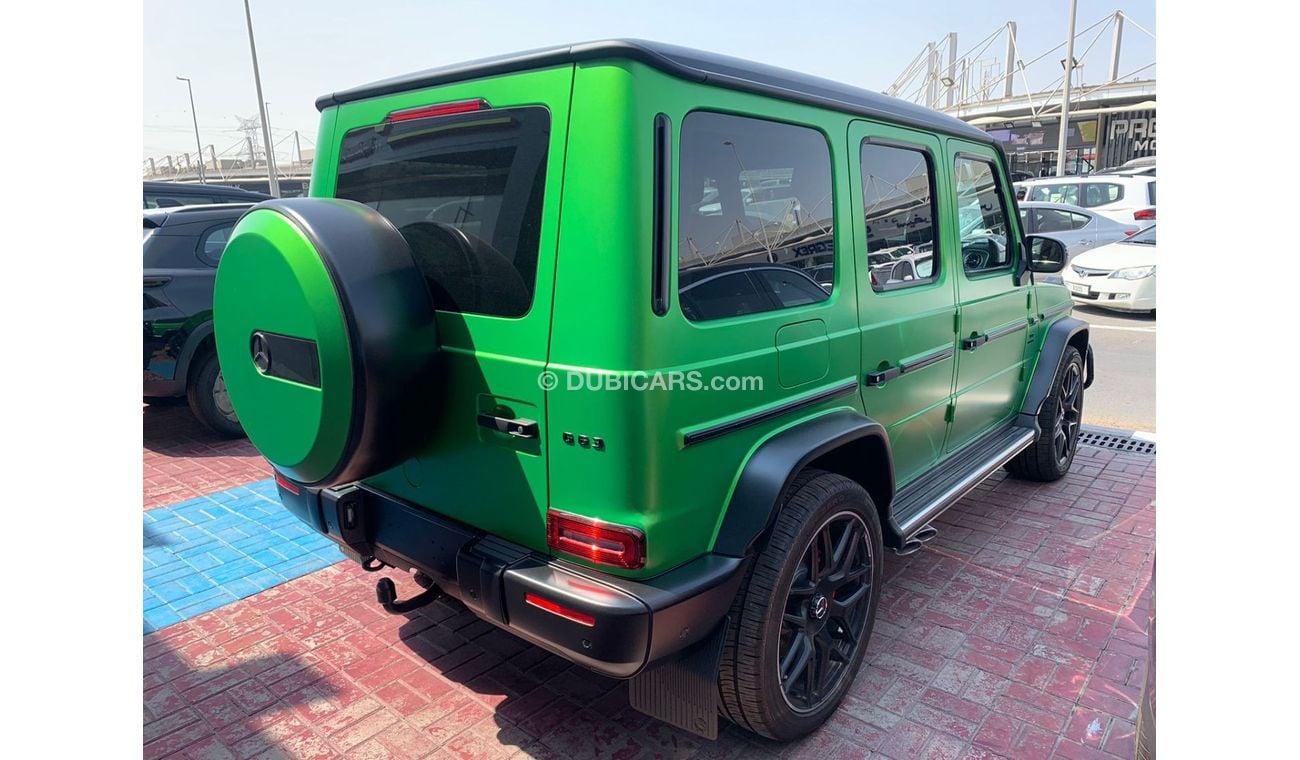 مرسيدس بنز G 63 AMG 4.0L AMG G63 PERFORMANCE PACK