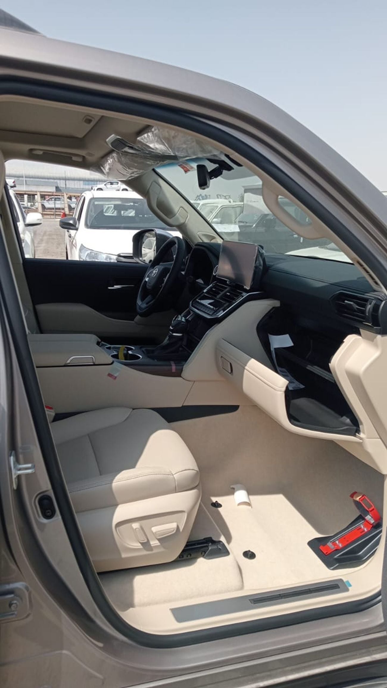 تويوتا لاند كروزر VX 3.3L
