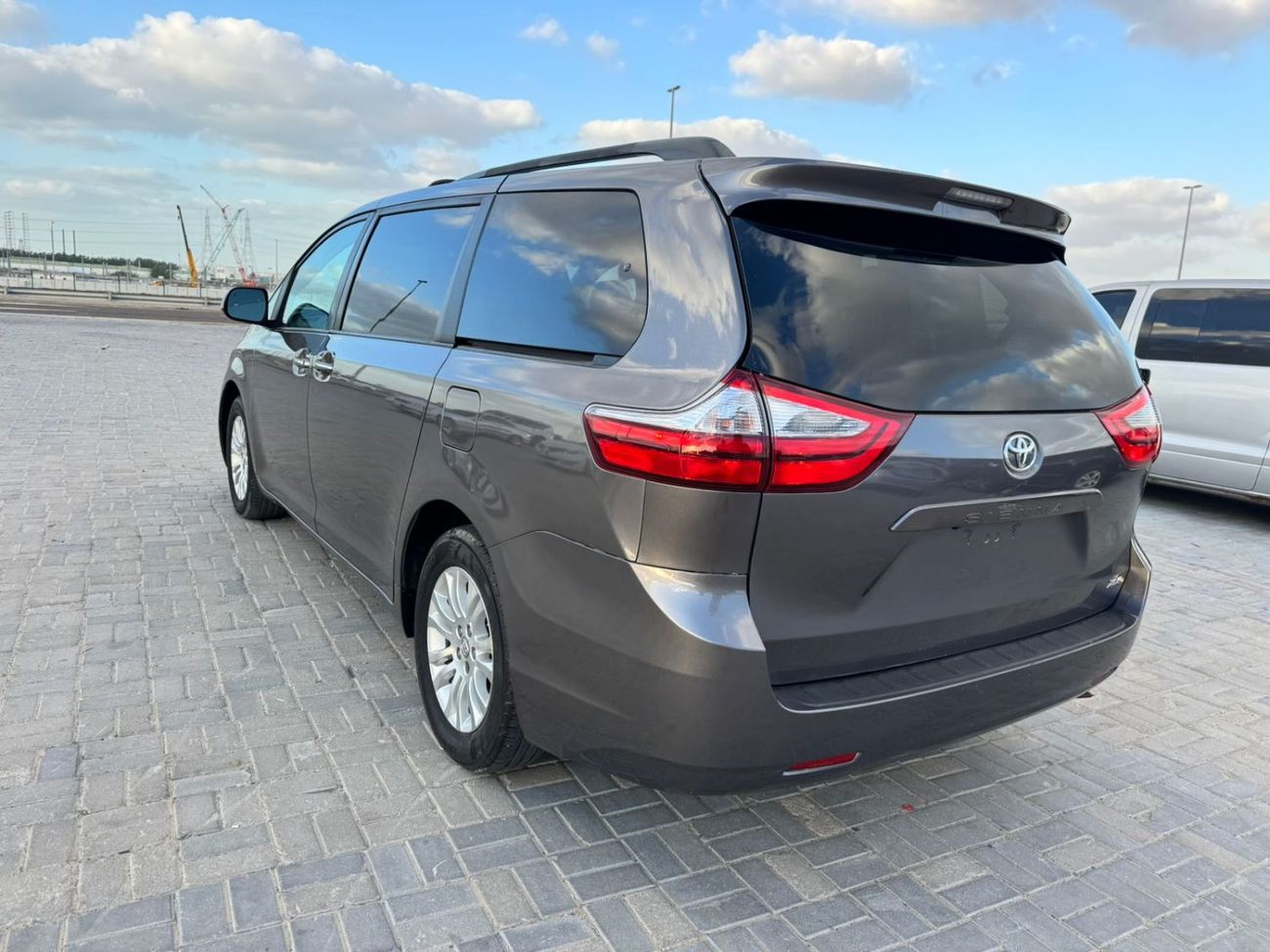 Toyota Sienna Toyota Sienna 2017 XLE