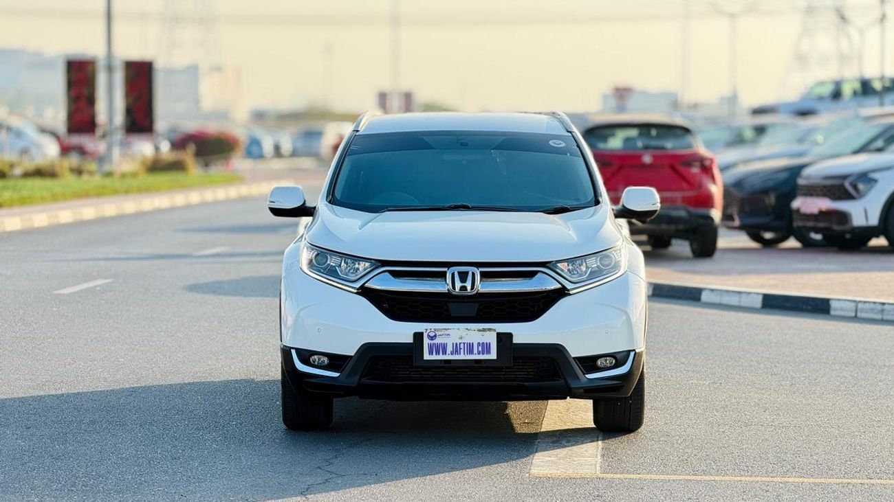 Honda CRV 2018 | 1.5L PETROL ENGINE | AT | RHD | PREMIUM LEATHER SEATS | PUSH START ENGINE | DIGITAL INSTRUMEN