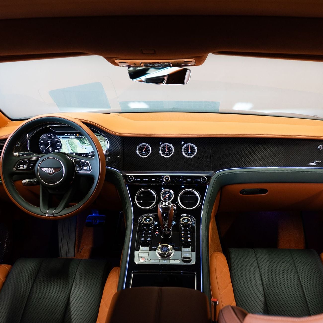 Bentley Continental GTC AED 19,166 P.M • 0% Downpayment • Bentley Continental GTC  • 1 Year Warranty