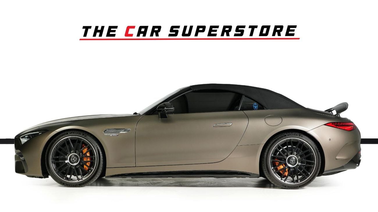 مرسيدس بنز SL 63 AMG 4 MATIC Plus-Low Mileage-Exclusive Color-AMG Driver Performance Pack