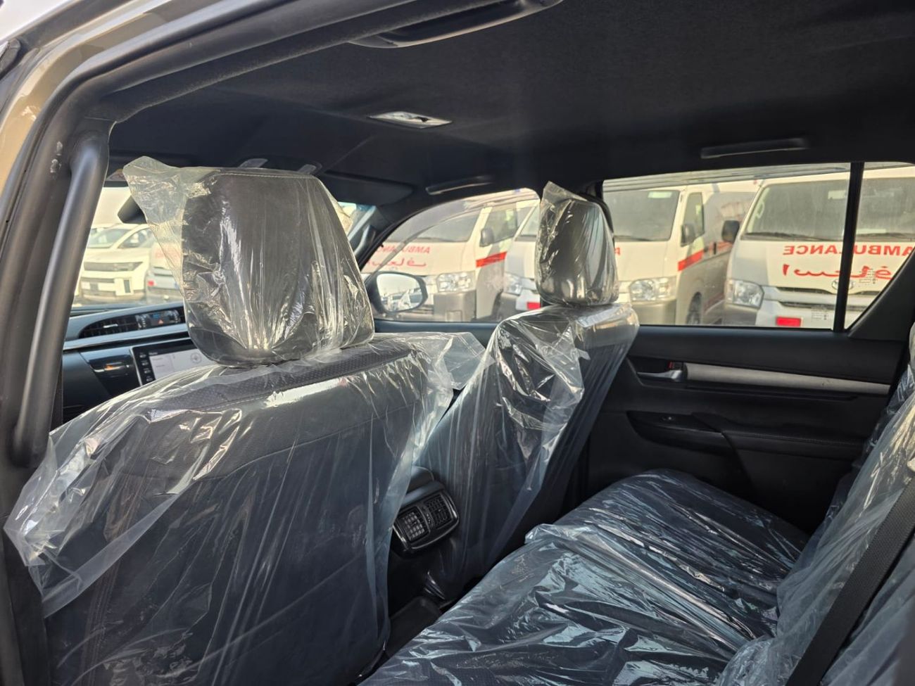 Toyota Hilux DIESEL HILUX ROGUE ,2.8L ,RIGHT HAND HAND DRIVE ,AUTO TRANSMISSION