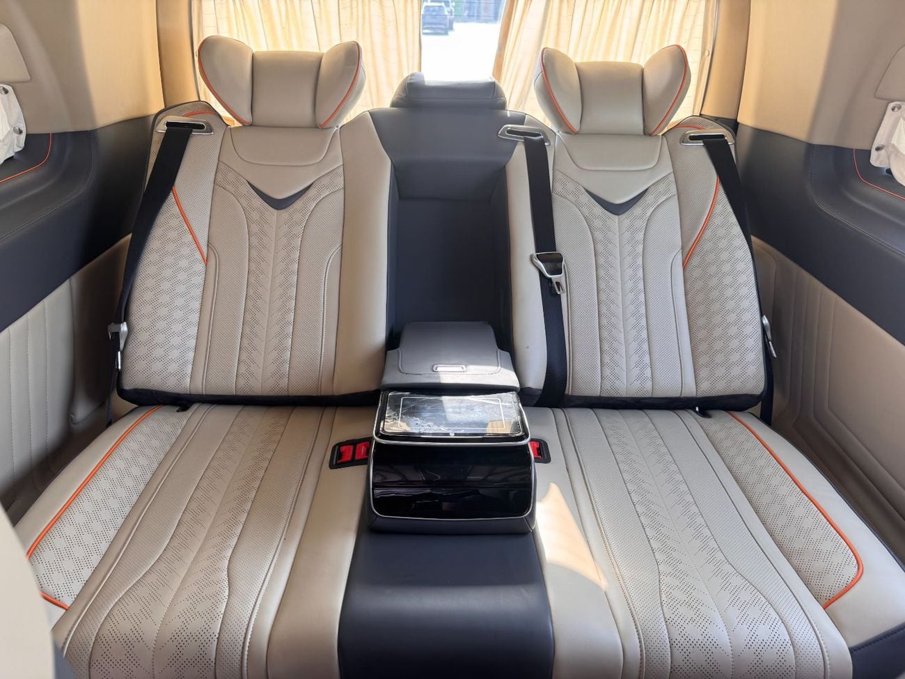 Mercedes Benz Vito TOURER SELECT Brand New｜Maybach-Style Upgrade｜Delivery mileage only