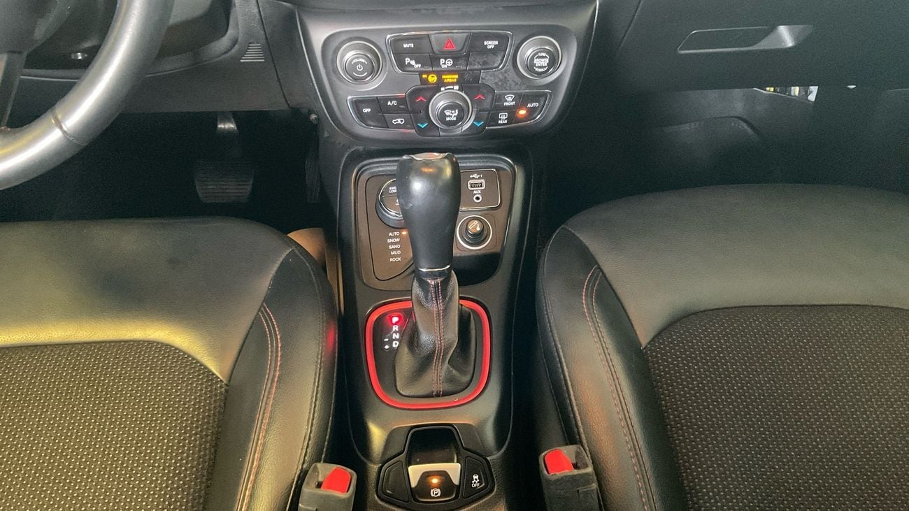 Jeep Compass Trailhawk 2.4L (172 HP) Trailhawk | Guaranteed Warranty | 0 Down Payment