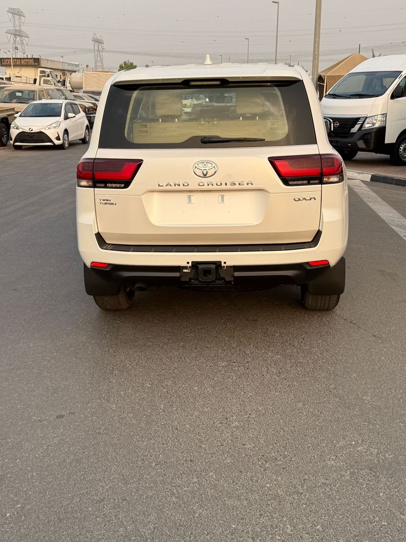 Toyota Land Cruiser GXR 3.5L