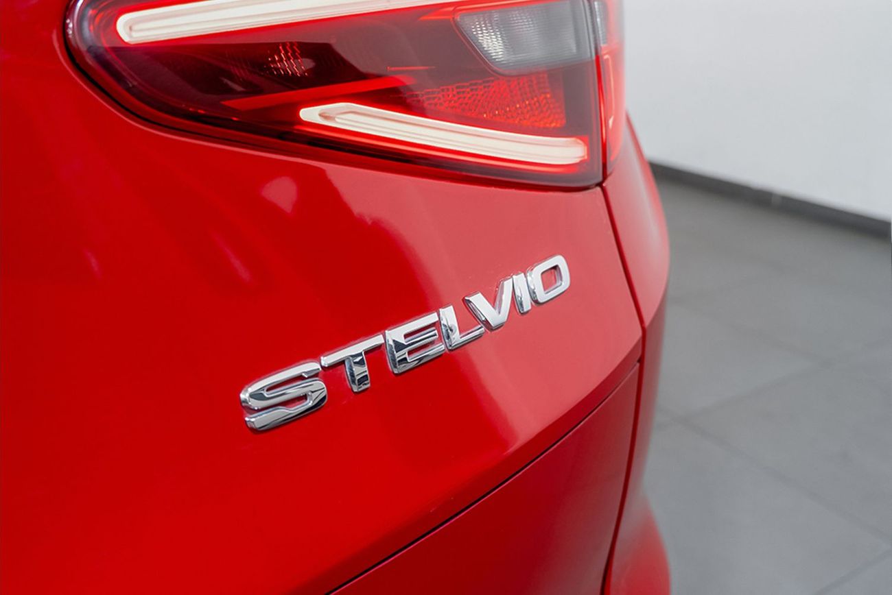 Alfa Romeo Stelvio Veloce