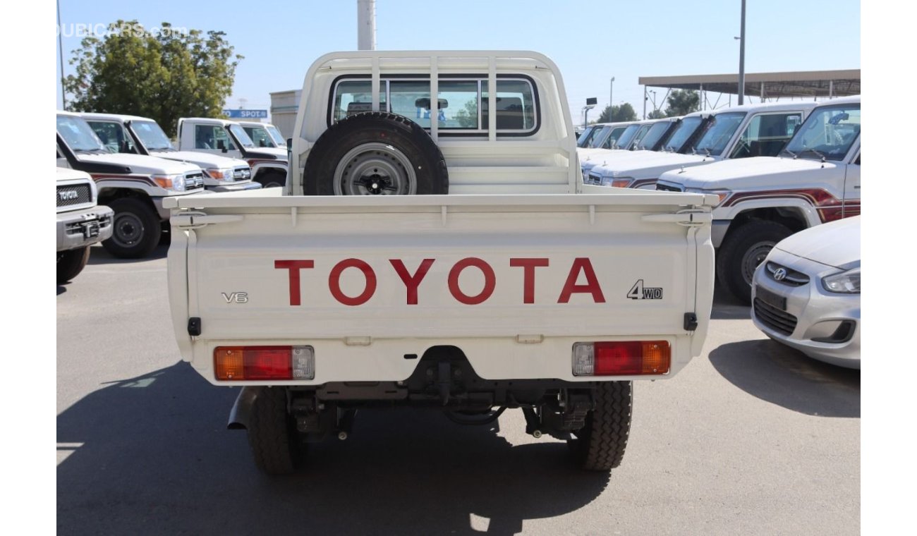 Toyota Land Cruiser Pick Up TOYOTA LAND CRUISER PICKUP GRJ79 4.0L V6 GASOLINE SINGLE CABIN  MANUAL WINDOWS