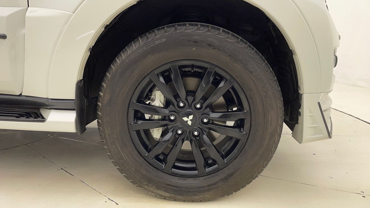 Mitsubishi Pajero SIGNATURE EDITION 3.8 | Zero Down Payment | Home Test Drive