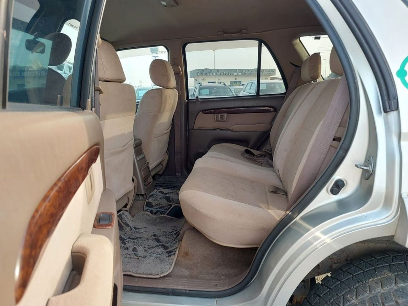 Toyota Hilux Surf TOYOTA HILUX SURF SUV RHD 2000 MODEL 2.7 L PETROL AUTOMATIC(PM37972)