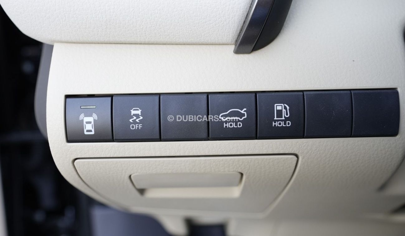 Toyota Camry CAMRY GLE 2.5L PETROL BLACK COLOR 2023