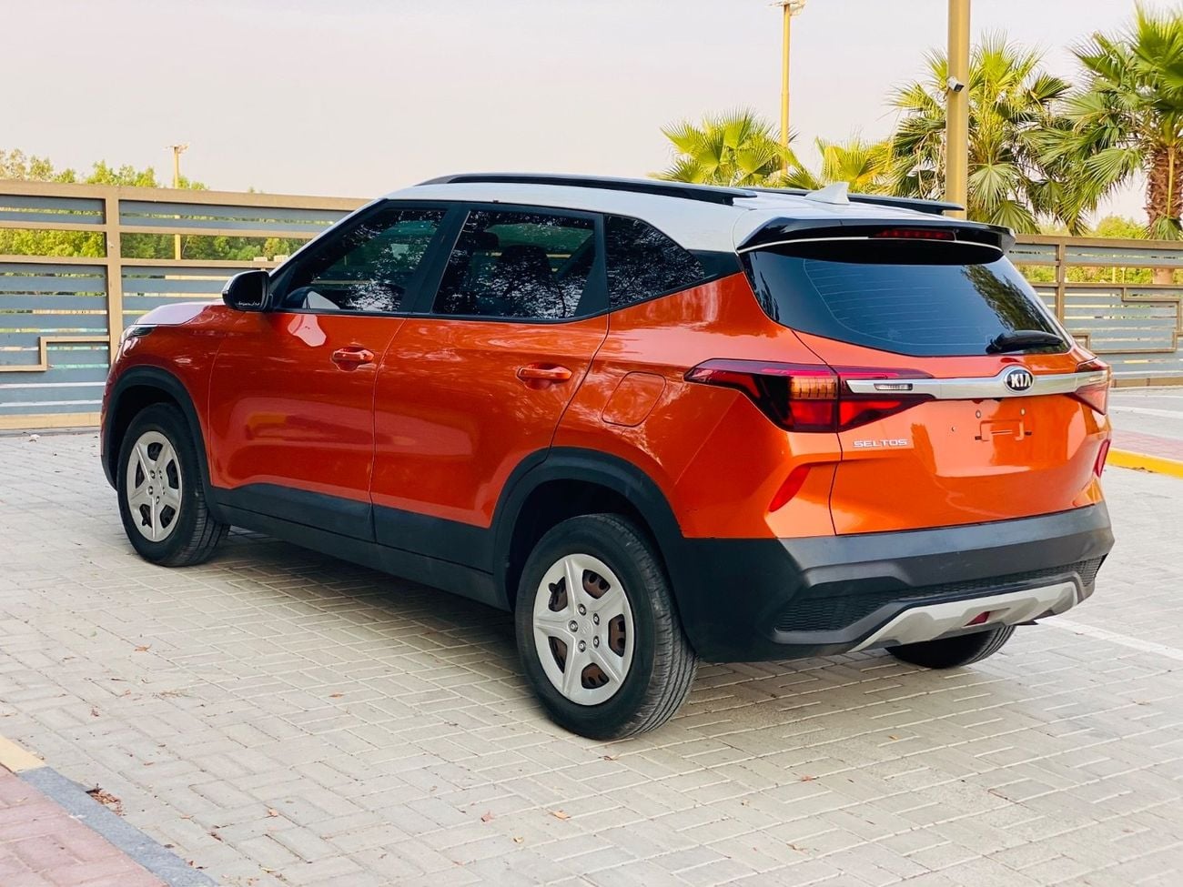 Kia Seltos EX