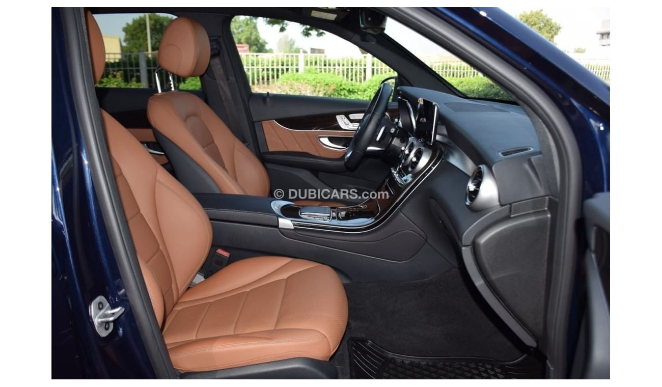 Mercedes-Benz GLC 300 4MATIC AMG_ Heads up display