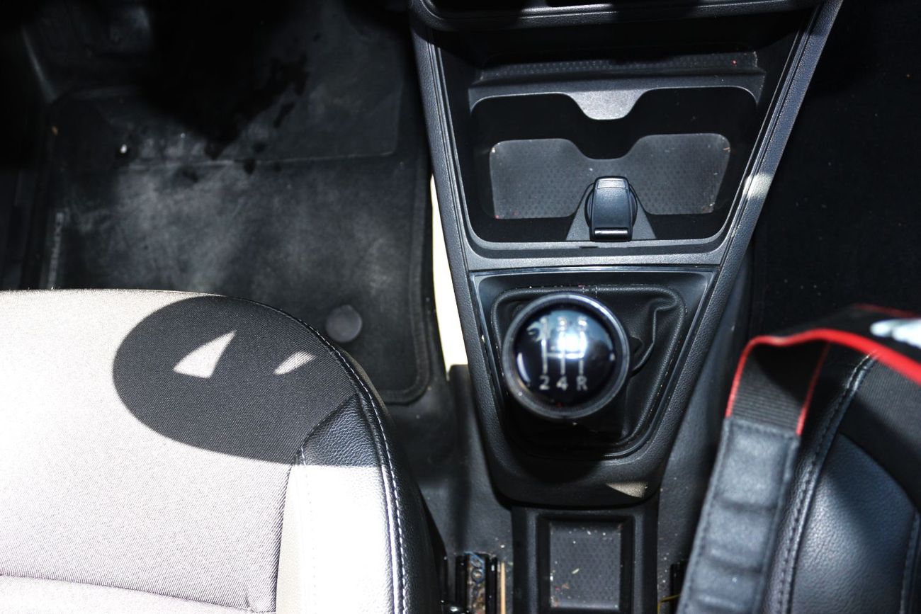 Renault Express RENUALT EXPRESS WITH CHILLER 2023 GULF SPACE