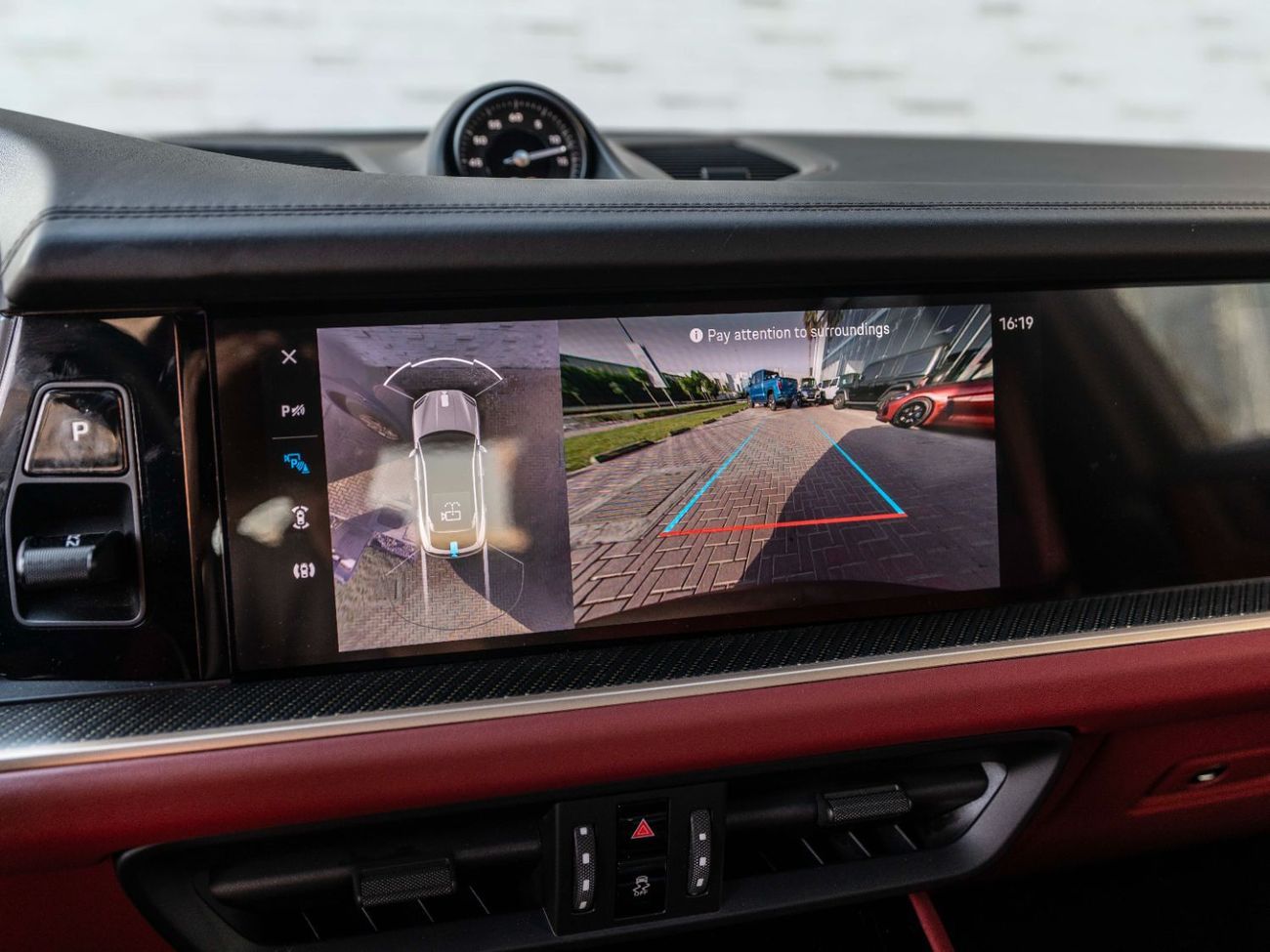 Porsche Cayenne Base Coupe