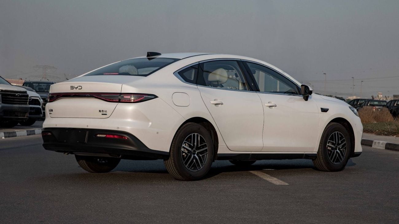 BYD Seal 05 DM-i 55KM PREMIUM EDITION | 2025 | Ready Stock Limited QTY | For Local Registration +10%