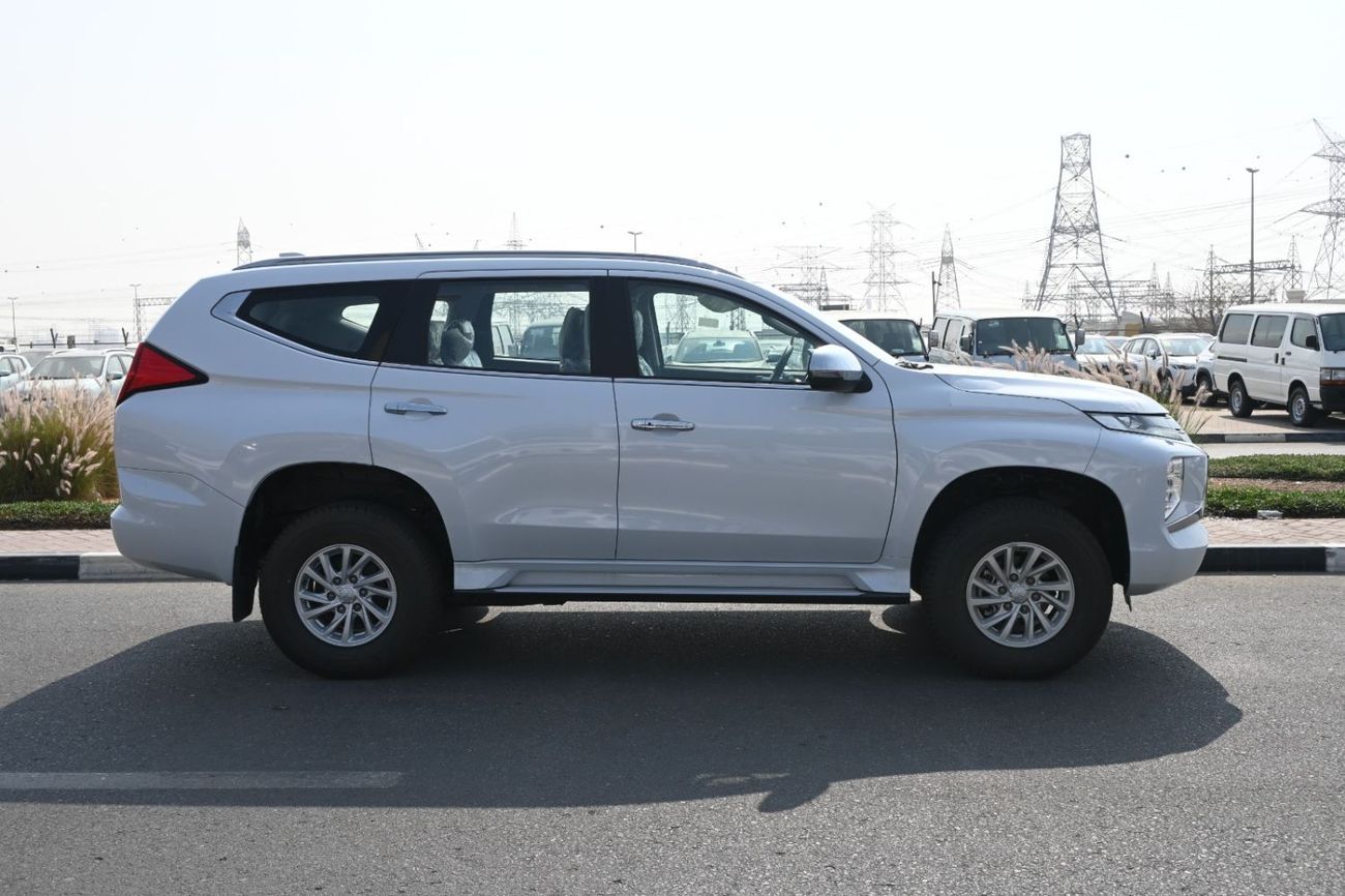 Mitsubishi Pajero MITSUBISHI PAJERO SPORT 2.5L 4WD A/T 7SEATER MID OPTION   MODEL YEAR: 2023