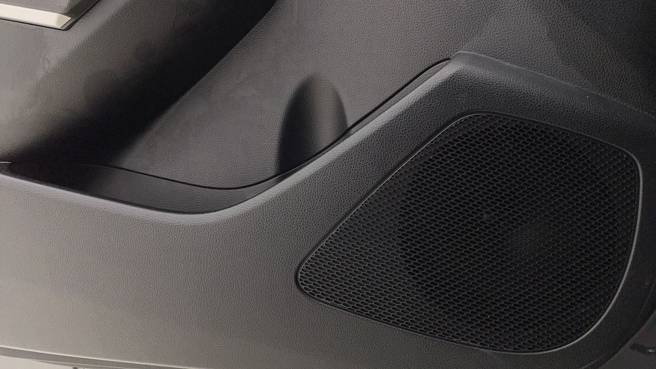 تويوتا كورولا كروس GLI 1.8 | بدون دفعة مقدمة | اختبار القيادة في المنزل