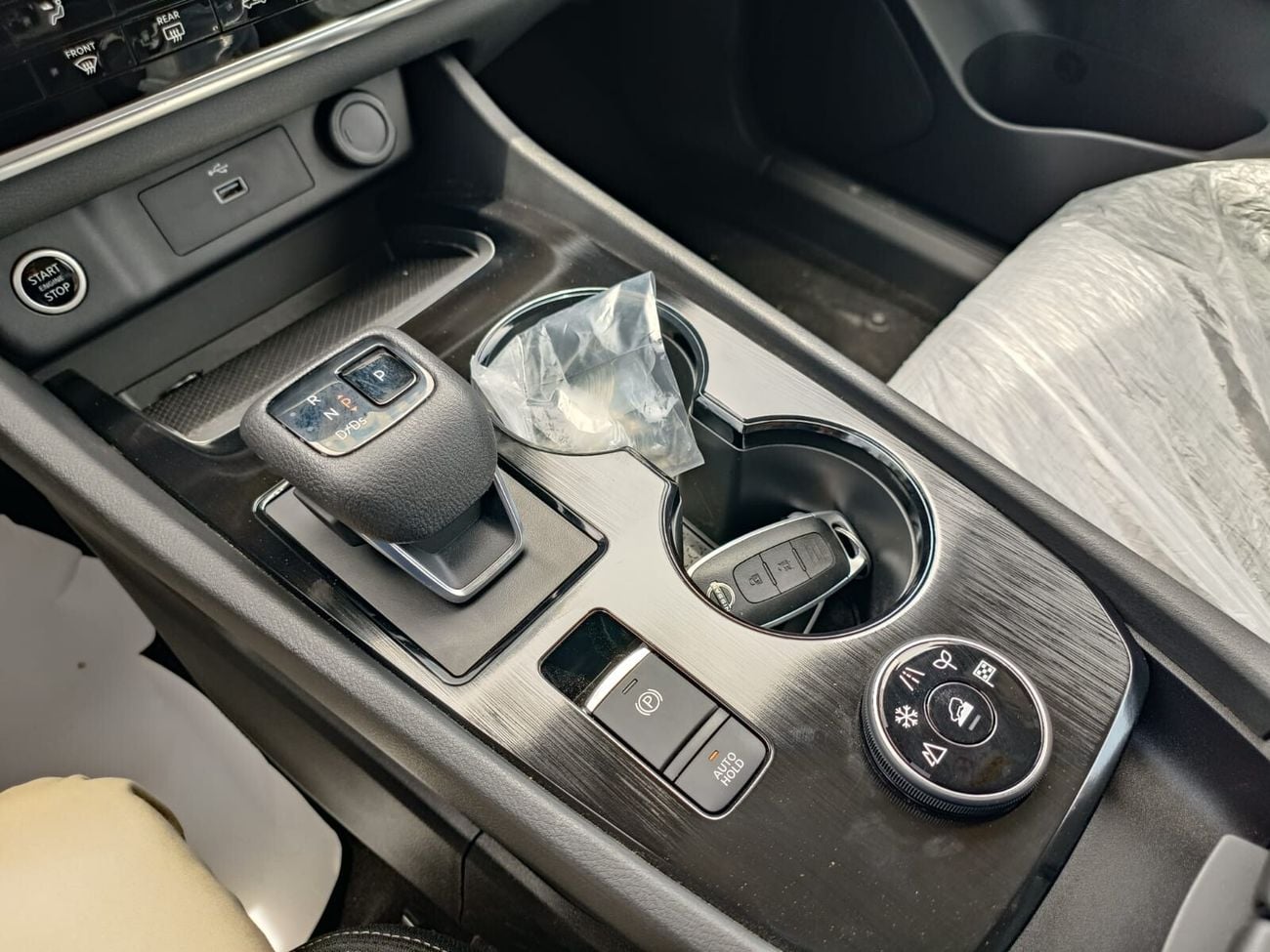 نيسان إكس تريل S, 2.5L PETROL / PUSH START / DVD+CAMERA / 4WD (CODE # 67753)