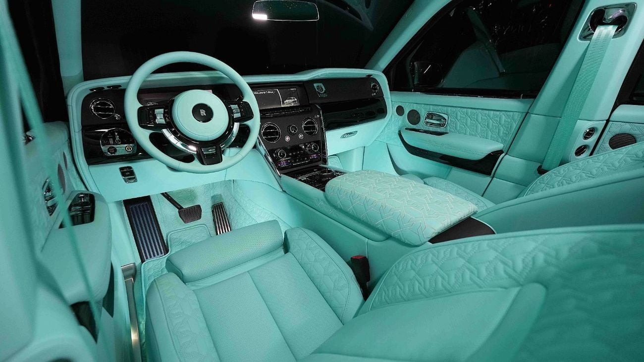 Rolls-Royce Onyx Cullinan | LIMIITED OFFER | NEW | 2024 | V12 | 563 HP | 3-YEAR WARRANTY AND SERVICE