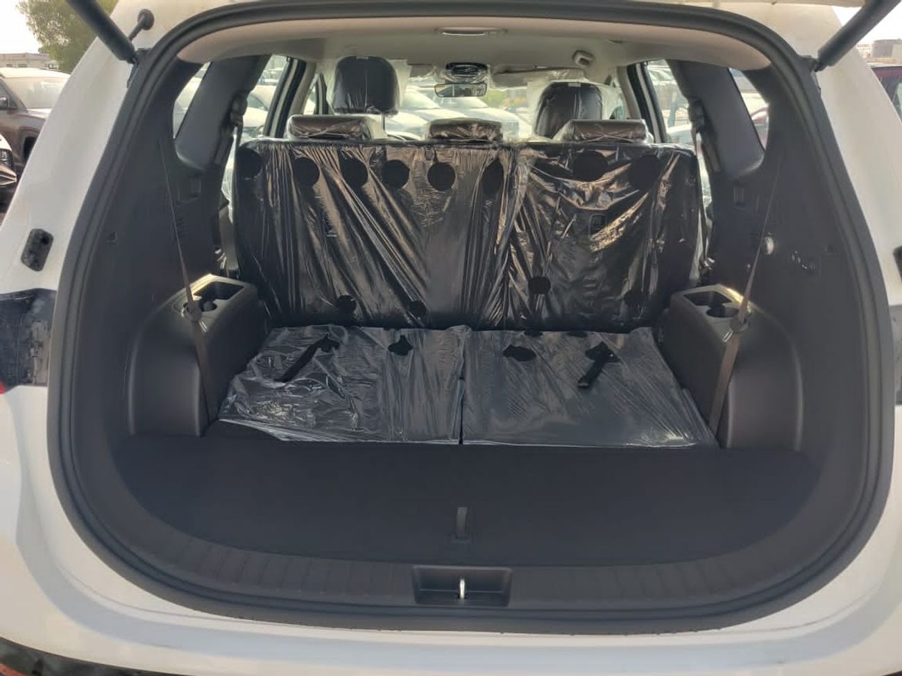 Hyundai Santa Fe Santafe  2.5  2021 Push start  Remote start engine  2 electric seats Electric Trunk  Big screen