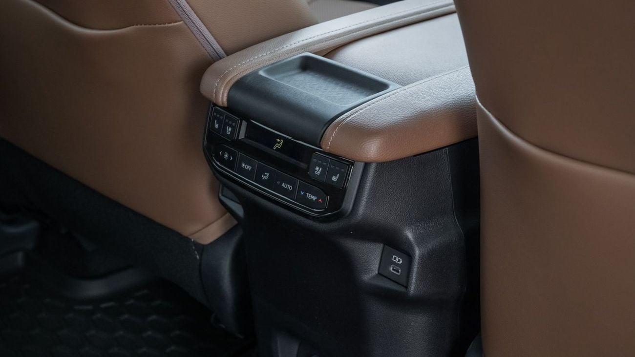 تويوتا جراند هايلاندر TOYOTA GRAND HIGHLANDER HYBRIDMAX PLATINUM -2025YM