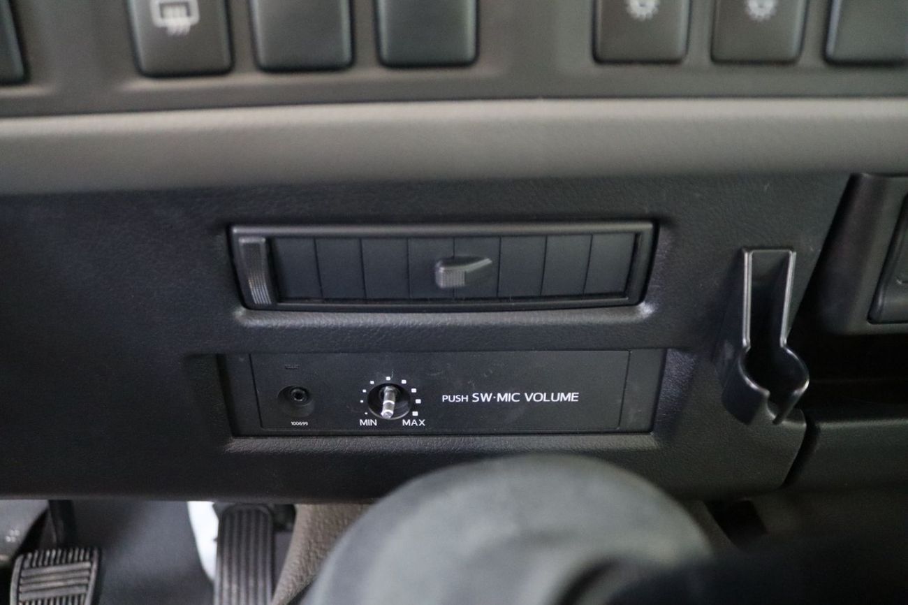 Toyota Coaster 2.7 COASTER **EXPORT ONLY**التصدير فقط خارج الخليج***