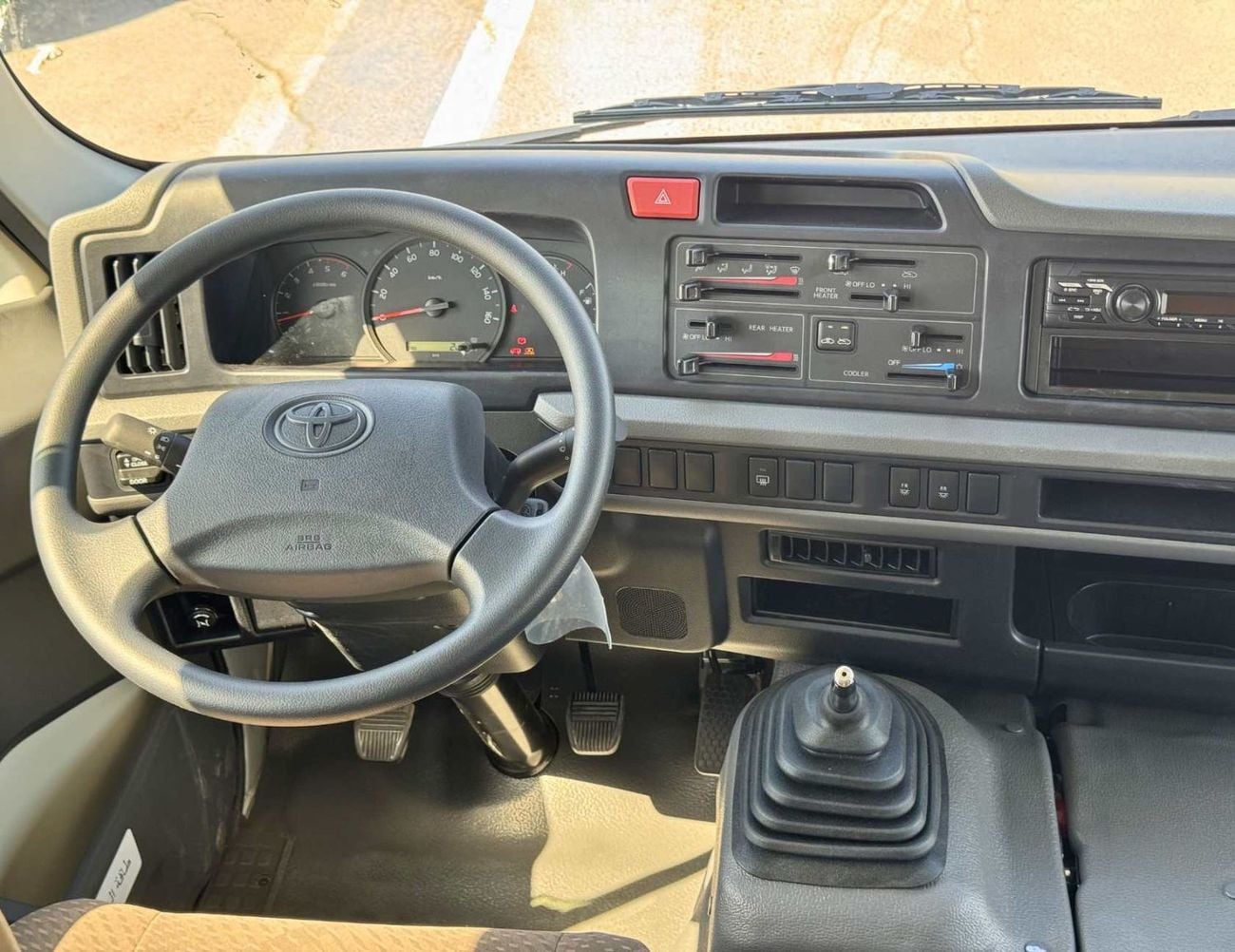 Toyota Coaster 4.2L V6 DIESEL 23 STR 4.2L V6 DIESEL | 23 STR M/T | AUTO FOLDING DOOR | REAR SEATS BELT (CODE # COD42A)