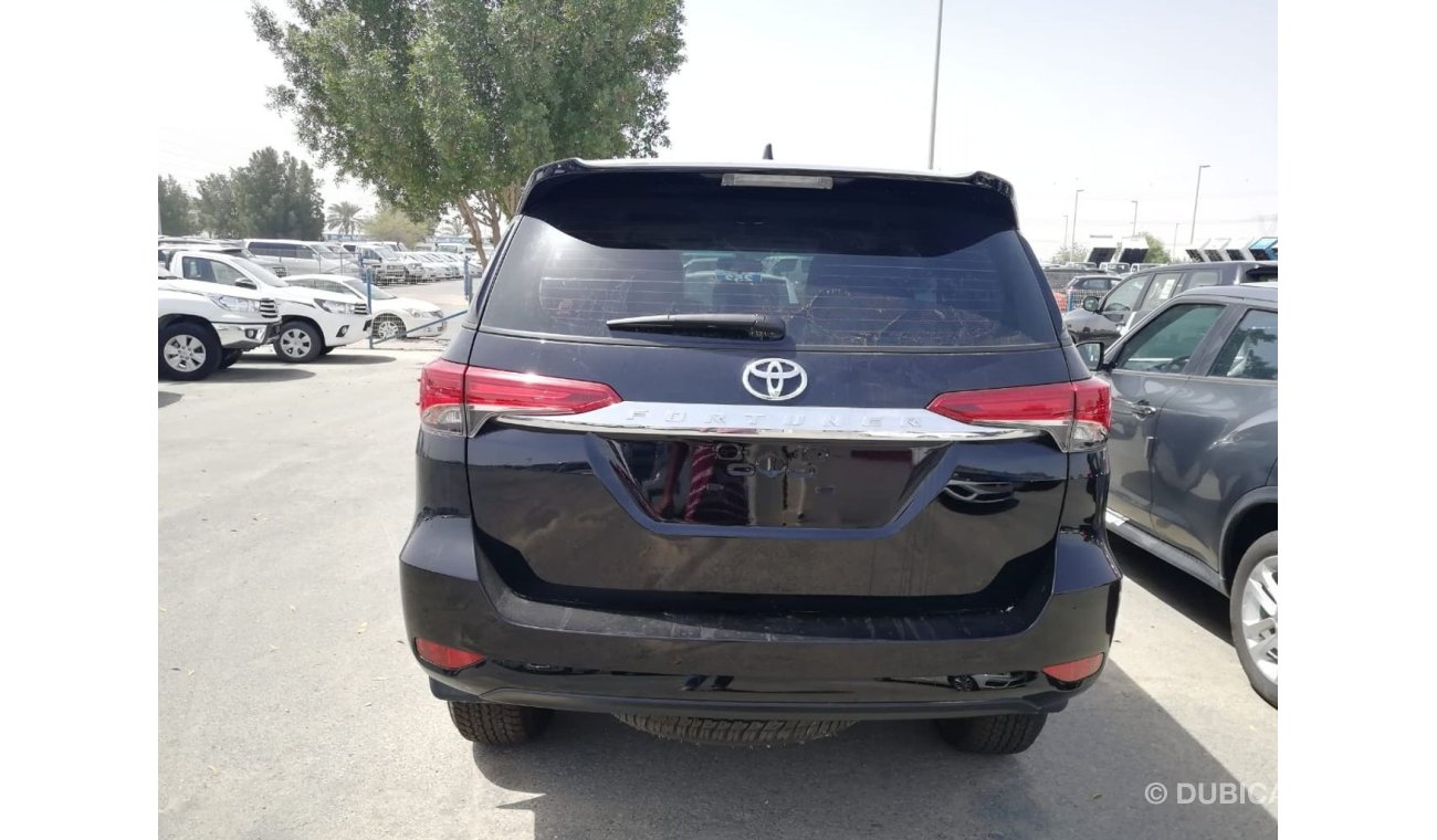 Toyota Fortuner 2.4L Diesel Mid Option