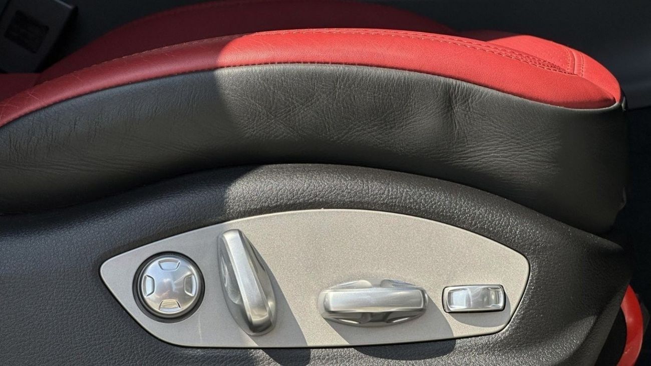 Porsche Macan std GCC 2.0L 4 Cylinder Full Service History