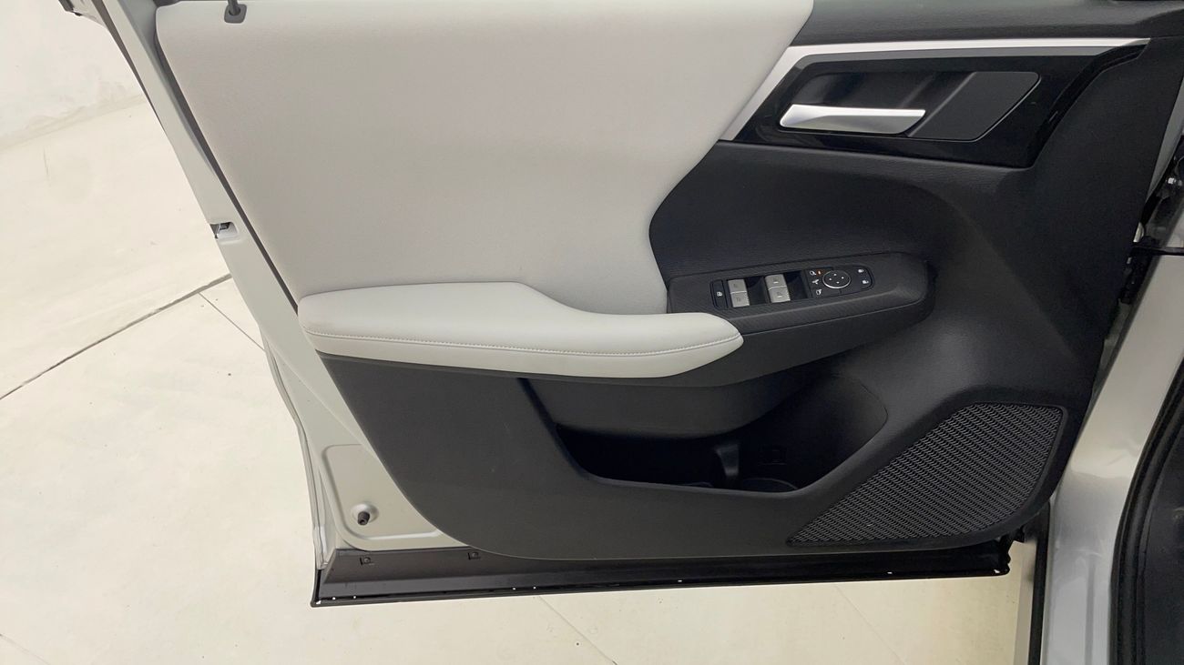 Mitsubishi Outlander MIDLINE WITH SUNROOF 2.5 | Zero Down Payment | Home Test Drive