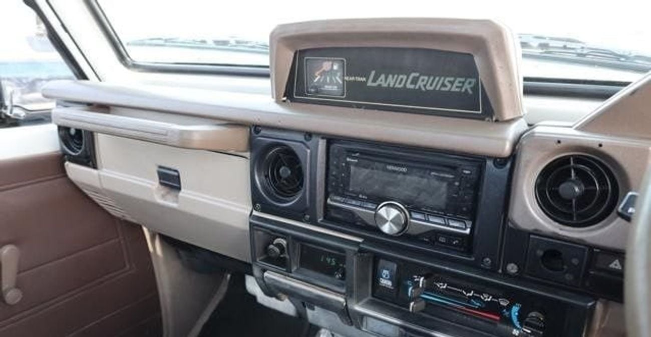Toyota Land Cruiser TOYOTA LAND CRUISER SINGLE CABIN VINTAGE 1995