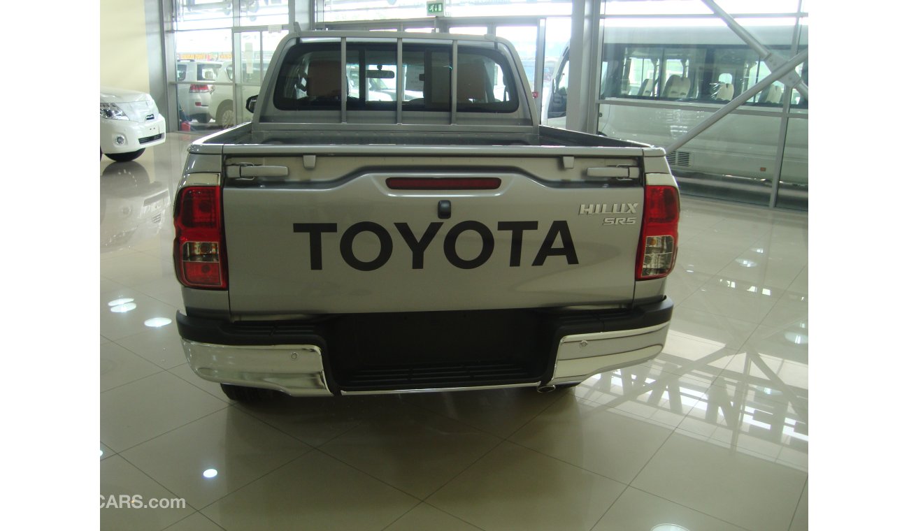 Toyota Hilux 2.7L Double Cab Petrol Automatic with Navigation