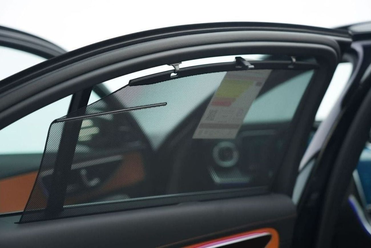 مرسيدس بنز C 200 Mercedes-Benz C 200 Premium Plus | 2025 GCC 0km | Agency Warranty | AMG Package | 360 View