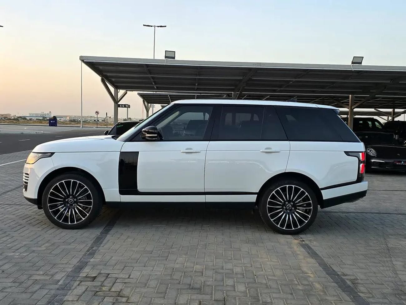 Land Rover Range Rover HSE European Specs