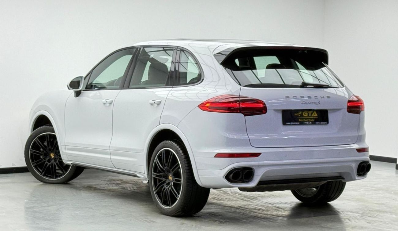 Porsche Cayenne Std 3.6L 2016 Porsche Cayenne S, Service History, Fully Loaded, Excellent Condition, GCC