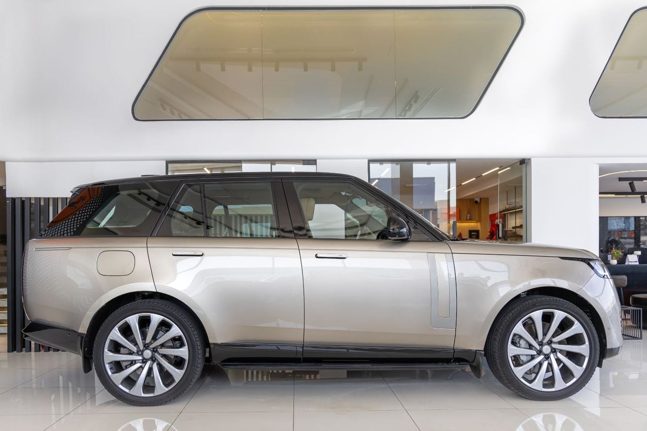 Land Rover Range Rover HSE P530 4.4L Range Rover Vogue HSE P530 | GCC | 5 Years Al Tayer Warranty | Fully Loaded | 2024