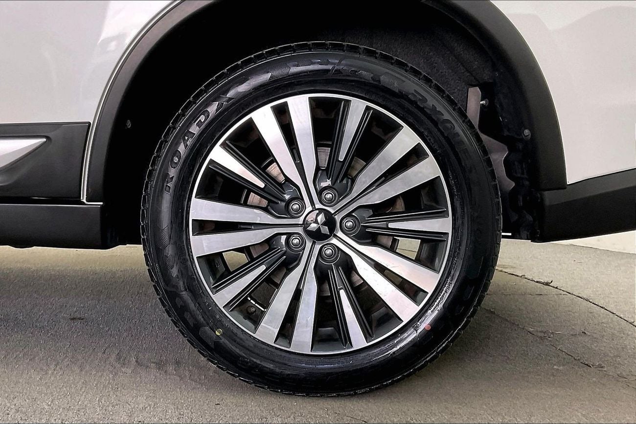 Mitsubishi Outlander GLX Midline | upto AED 20,000 Ramadan Discount | Guaranteed Warranty | 0 Down Payment