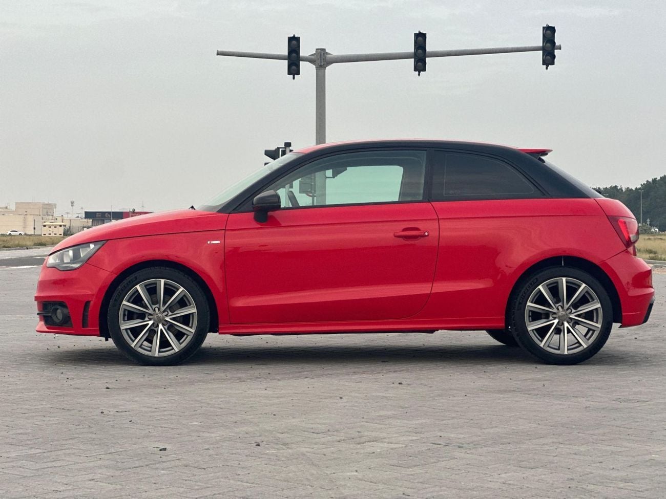 Audi A1 AMBITION S-LINE S-Line 1.4L