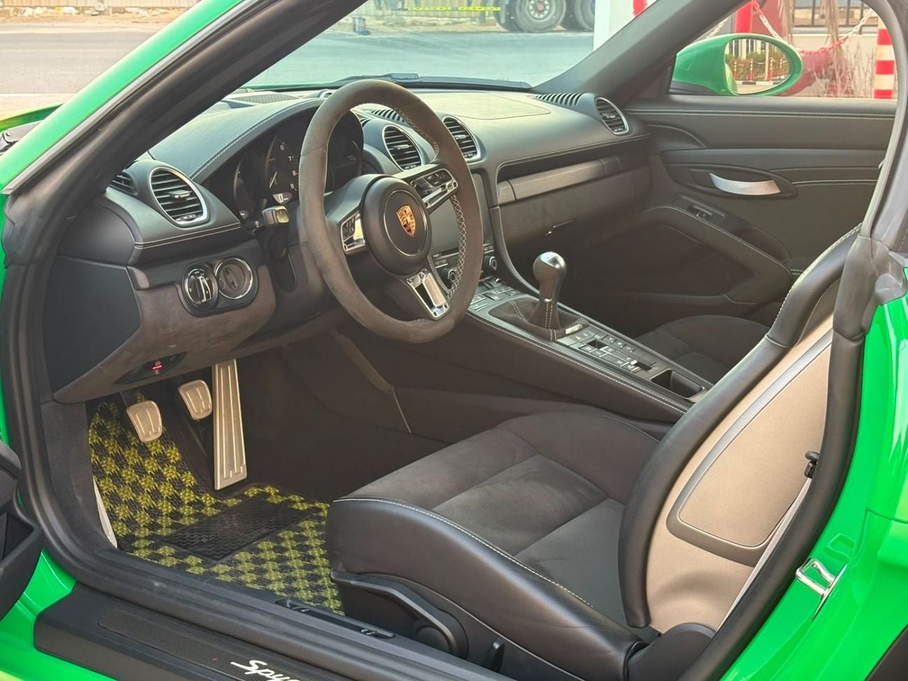 Porsche 718 Spyder STANDARD