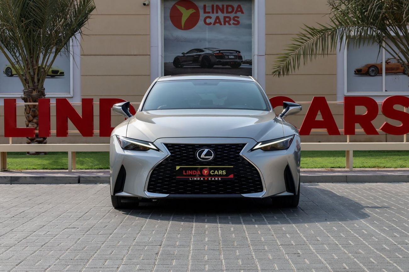 Lexus IS300 Premier Lexus IS300 2021 GCC under Warranty with Flexible Down-Payment/ Flood Free.