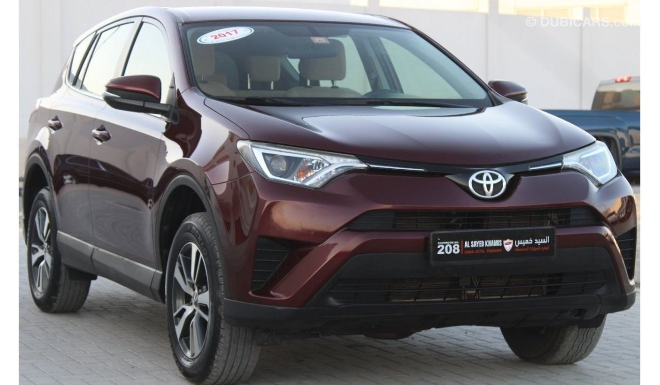 Toyota RAV4 EX EX EX Toyota RAV4 2017, GCC, in excellent condition, without accidents, very clean inside and out