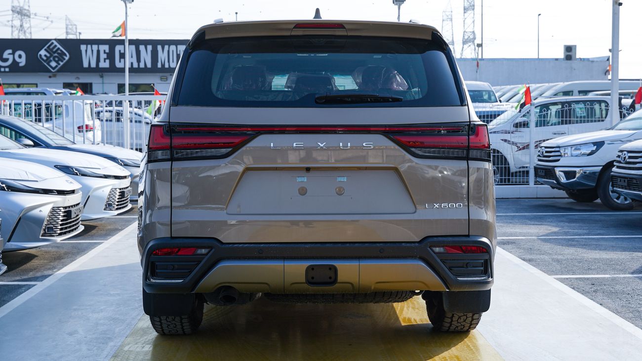 Lexus LX 600