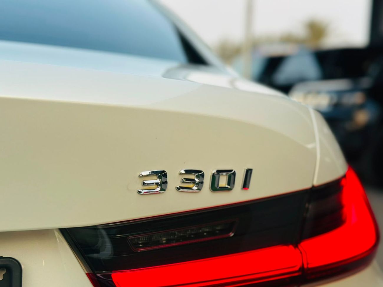 بي أم دبليو 330i M SPORT PREMIUM