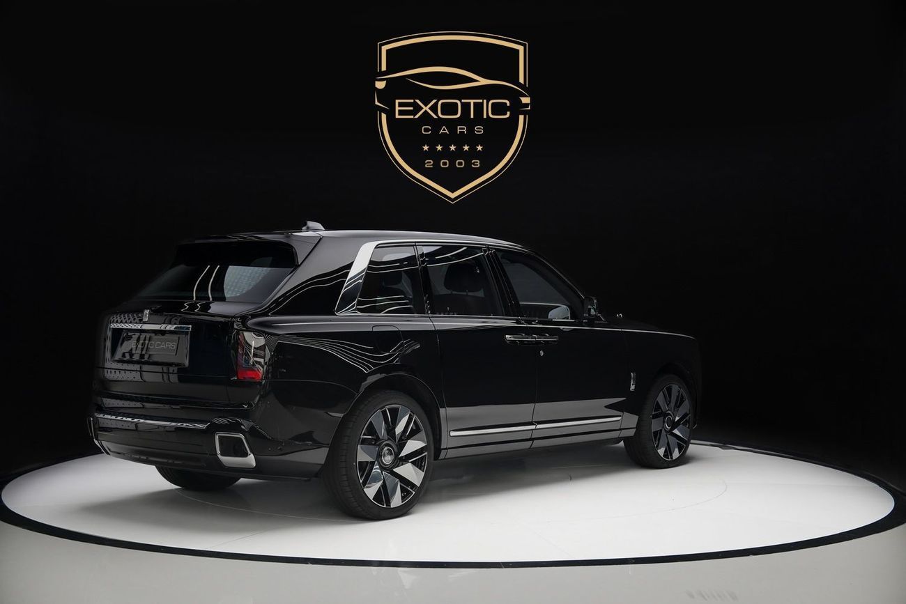 Rolls-Royce Cullinan Rolls Royce Cullinan Series 2 SILVER BADGE