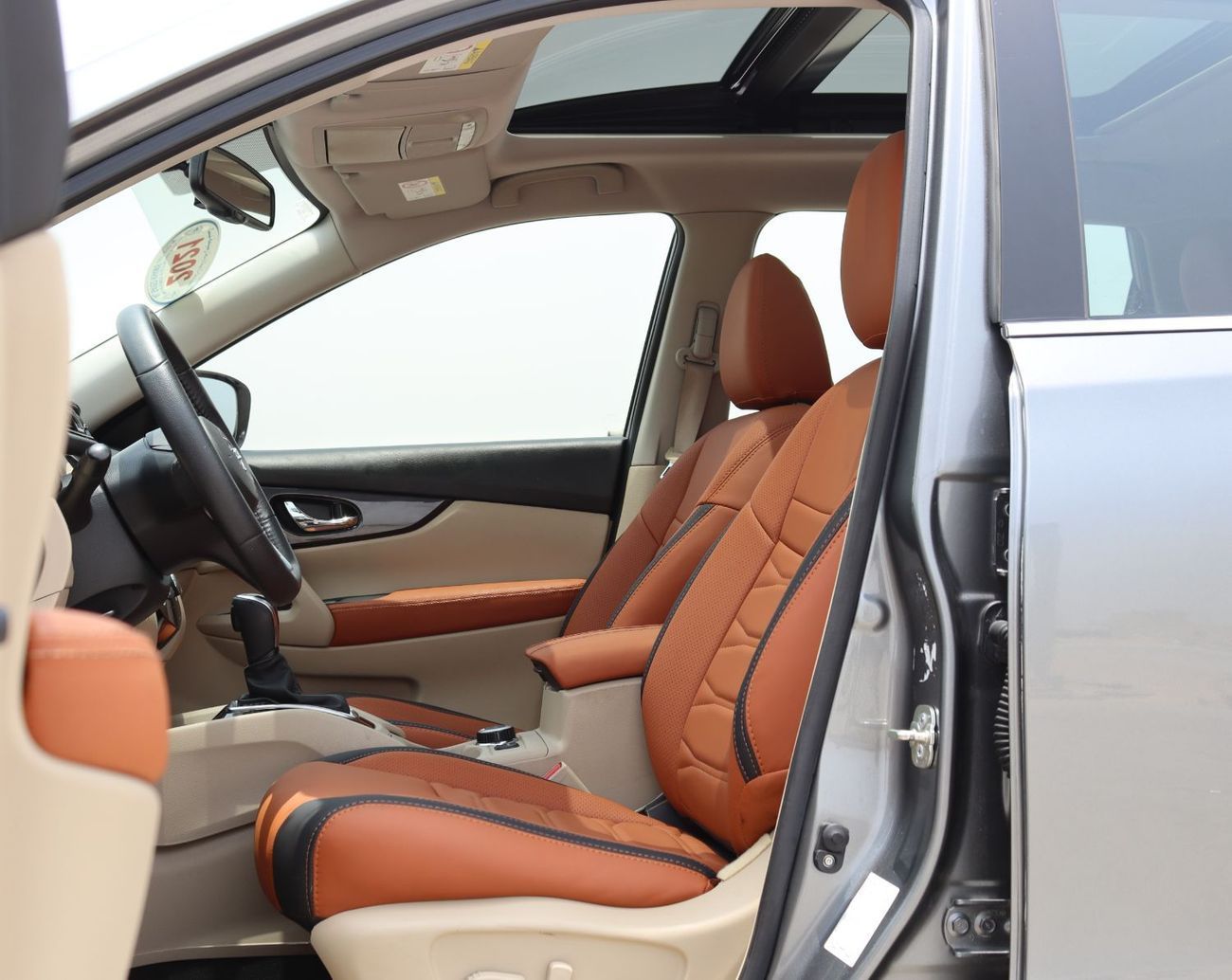 نيسان إكس تريل نيسان إكستريل موديل 2021 خليجى بدون حوادث ممشى 85000 KM بمحرك  2.5 سى سى بسعر 69000درهم