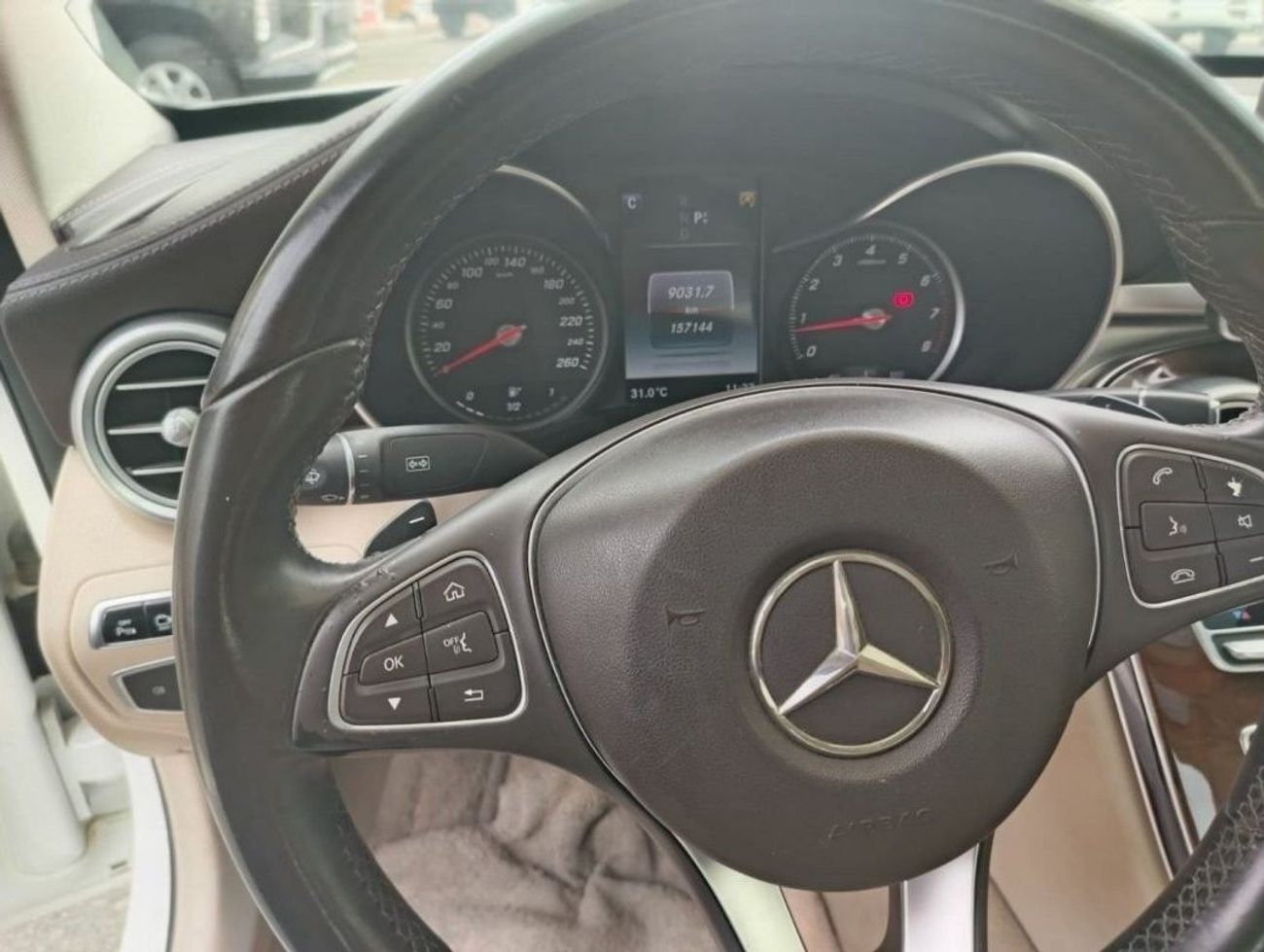 مرسيدس بنز C 200 MERCEDES C200 V4 2016