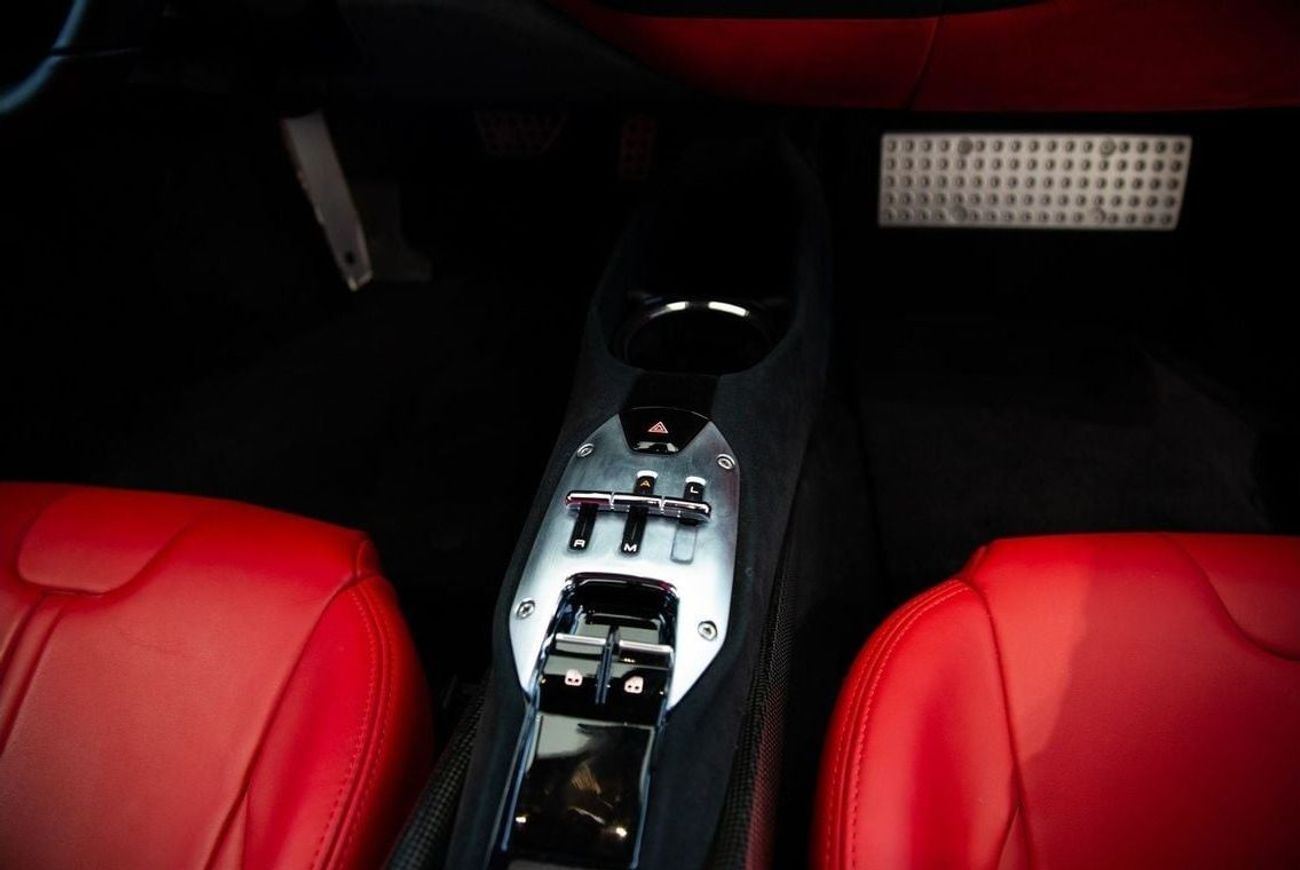 Ferrari SF90 Stradale assetto fiorano