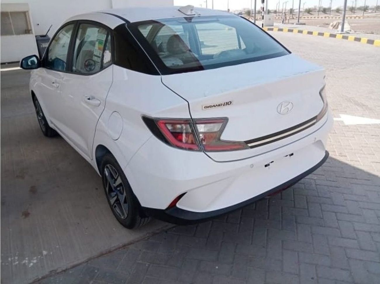 هيونداي جراند i10 1.2L Petrol, Sedan, FWD, 4 Doors, Model 2024