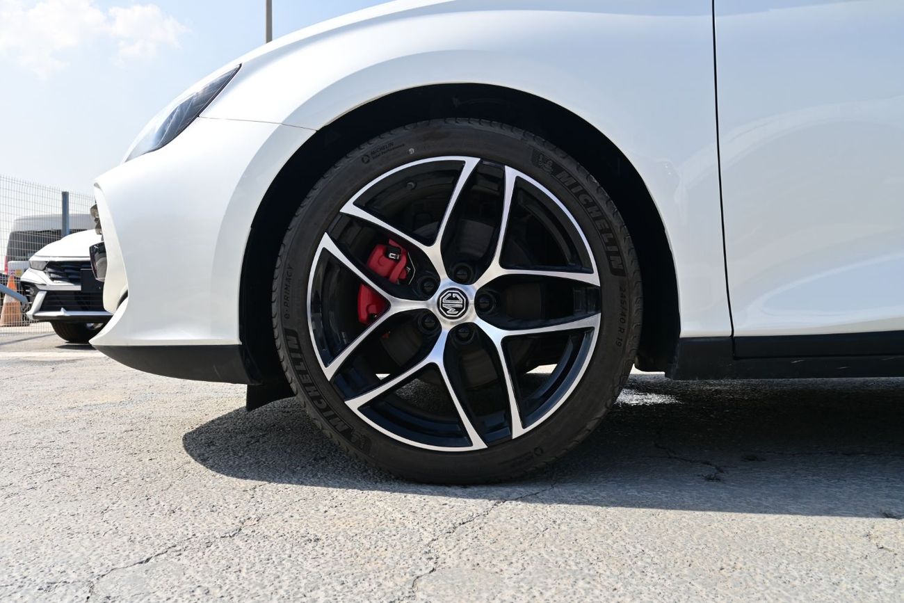 أم جي 7 MG7 1.5L Turbo, Petrol, FWD Model 2025 Color White